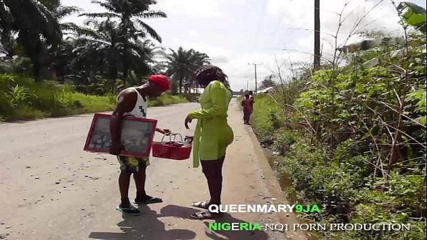 QUEENMARY9JA- sexy housewife fucked a jewelry hawker she met on her way.