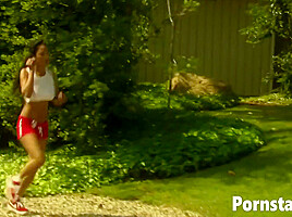 Enjoys A Nice Romantic Fuck With Bf – Marie Luv And Sexy Ebony