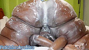 Miss Big Booty Judy uses her ass to trap Monsoline’s face fetishfreaksafrica